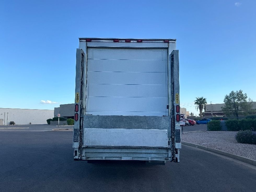 Refrigerated Truck-Light and Medium Duty Trucks-Freightliner-2019-M2-Phoenix-AZ-175,140\n\t\tmiles-$ 49,500 - Image 7