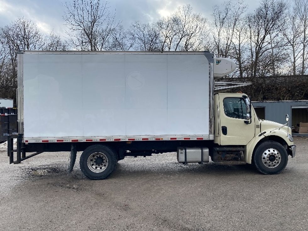 Refrigerated Truck-Light and Medium Duty Trucks-Freightliner-2019-M2-Piqua-OH-312,458\n\t\tmiles-$ 26,500 - Image 15
