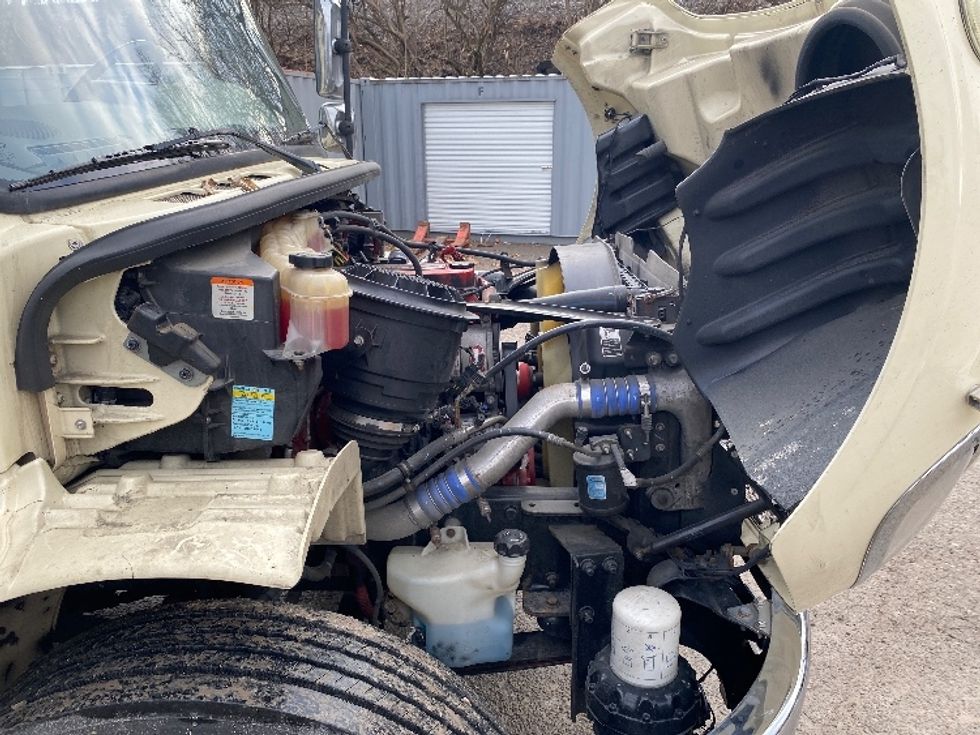 Refrigerated Truck-Light and Medium Duty Trucks-Freightliner-2019-M2-Piqua-OH-312,458\n\t\tmiles-$ 26,500 - Image 23