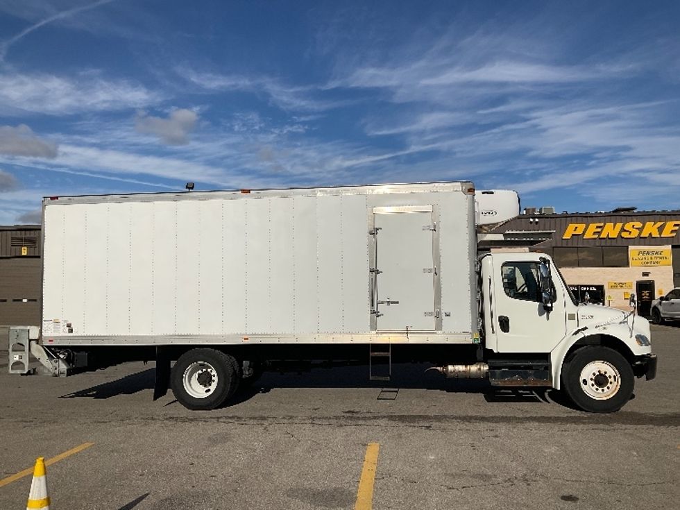 Refrigerated Truck-Light and Medium Duty Trucks-Freightliner-2019-M2-Piqua-OH-91,992\n\t\tmiles-$ 68,750 - Image 15