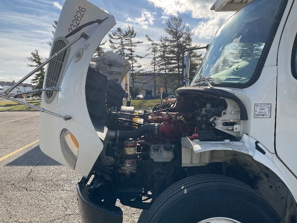 Refrigerated Truck-Light and Medium Duty Trucks-Freightliner-2019-M2-Piqua-OH-91,992\n\t\tmiles-$ 68,750 - Image 24