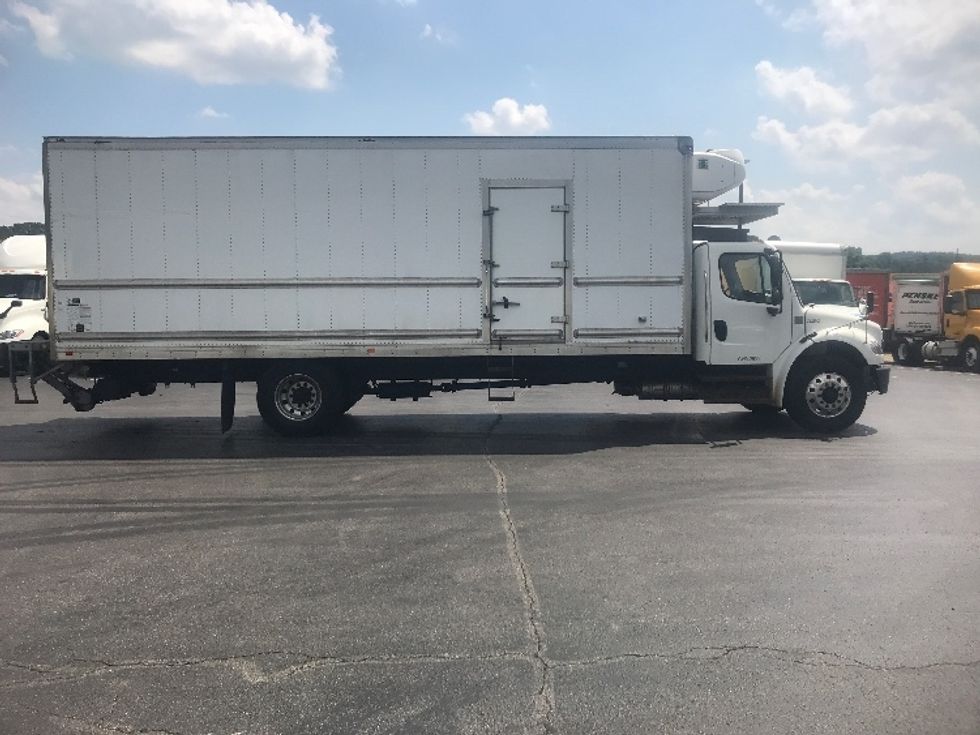 Refrigerated Truck-Light and Medium Duty Trucks-Freightliner-2019-M2-Pittsburgh-PA-161,033\n\t\tmiles-$ 62,750 - Image 15