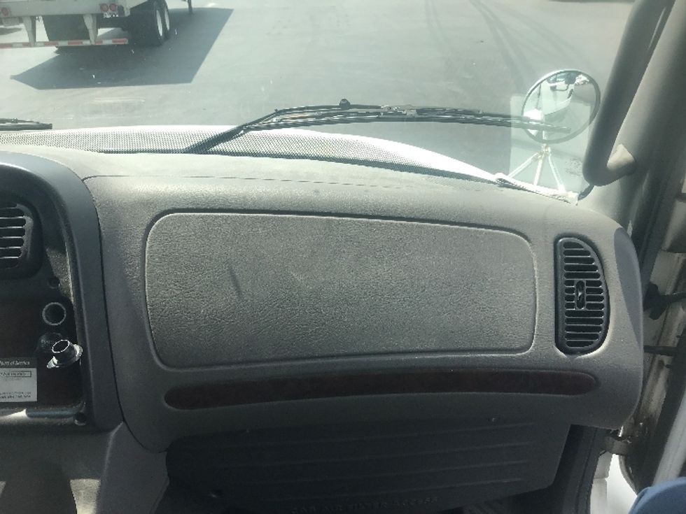 Refrigerated Truck-Light and Medium Duty Trucks-Freightliner-2019-M2-Pittsburgh-PA-161,033\n\t\tmiles-$ 62,750 - Image 21