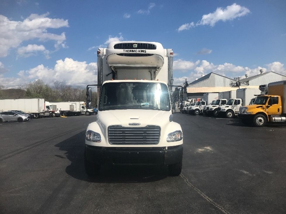 Refrigerated Truck-Light and Medium Duty Trucks-Freightliner-2019-M2-Pittsburgh-PA-166,252\n\t\tmiles-$ 48,000 - Image 2