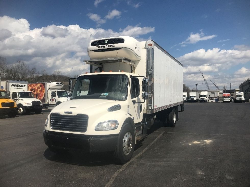 Refrigerated Truck-Light and Medium Duty Trucks-Freightliner-2019-M2-Pittsburgh-PA-166,252\n\t\tmiles-$ 48,000 - Image 3