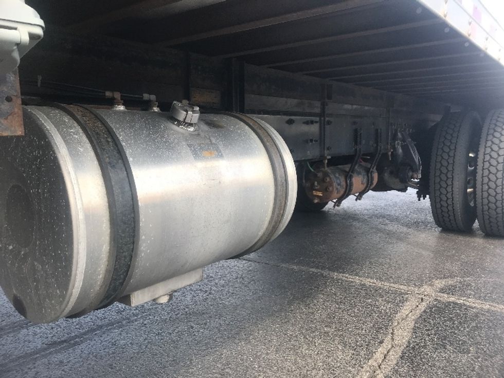 Refrigerated Truck-Light and Medium Duty Trucks-Freightliner-2019-M2-Pittsburgh-PA-166,252\n\t\tmiles-$ 48,000 - Image 5