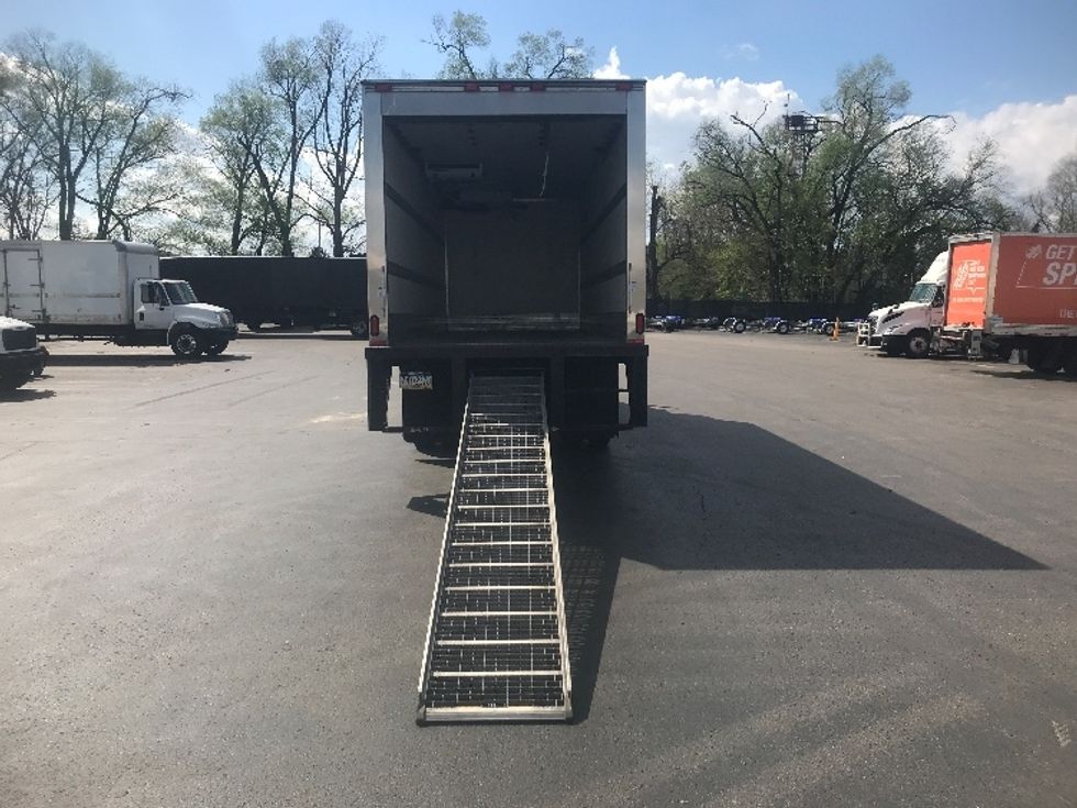 Refrigerated Truck-Light and Medium Duty Trucks-Freightliner-2019-M2-Pittsburgh-PA-166,252\n\t\tmiles-$ 48,000 - Image 9