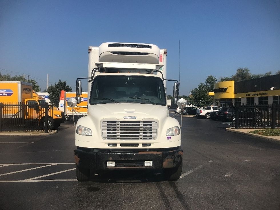 Refrigerated Truck-Light and Medium Duty Trucks-Freightliner-2019-M2-Pittsburgh-PA-315,401\n\t\tmiles-$ 36,500 - Image 2