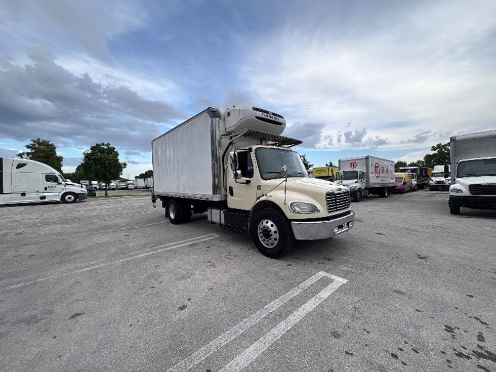Refrigerated Truck-Light and Medium Duty Trucks-Freightliner-2019-M2-Pompano Beach-FL-159,571\n\t\tmiles-$ 52,500 - Image 1
