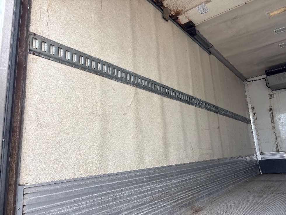 Refrigerated Truck-Light and Medium Duty Trucks-Freightliner-2019-M2-Pompano Beach-FL-159,571\n\t\tmiles-$ 52,500 - Image 11
