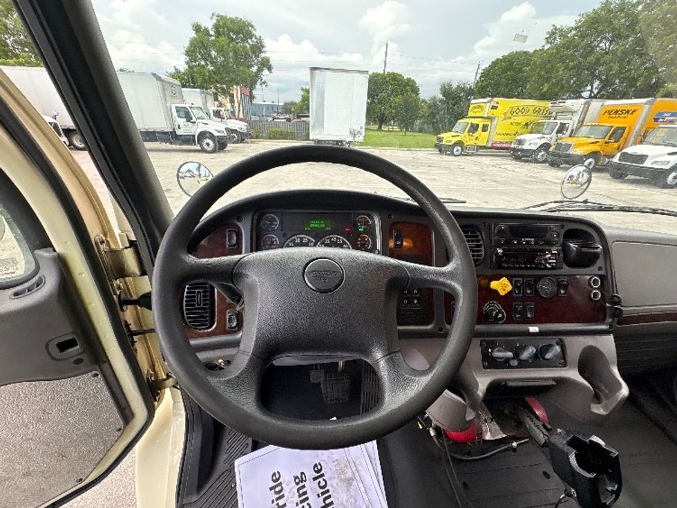 Refrigerated Truck-Light and Medium Duty Trucks-Freightliner-2019-M2-Pompano Beach-FL-159,571\n\t\tmiles-$ 52,500 - Image 18