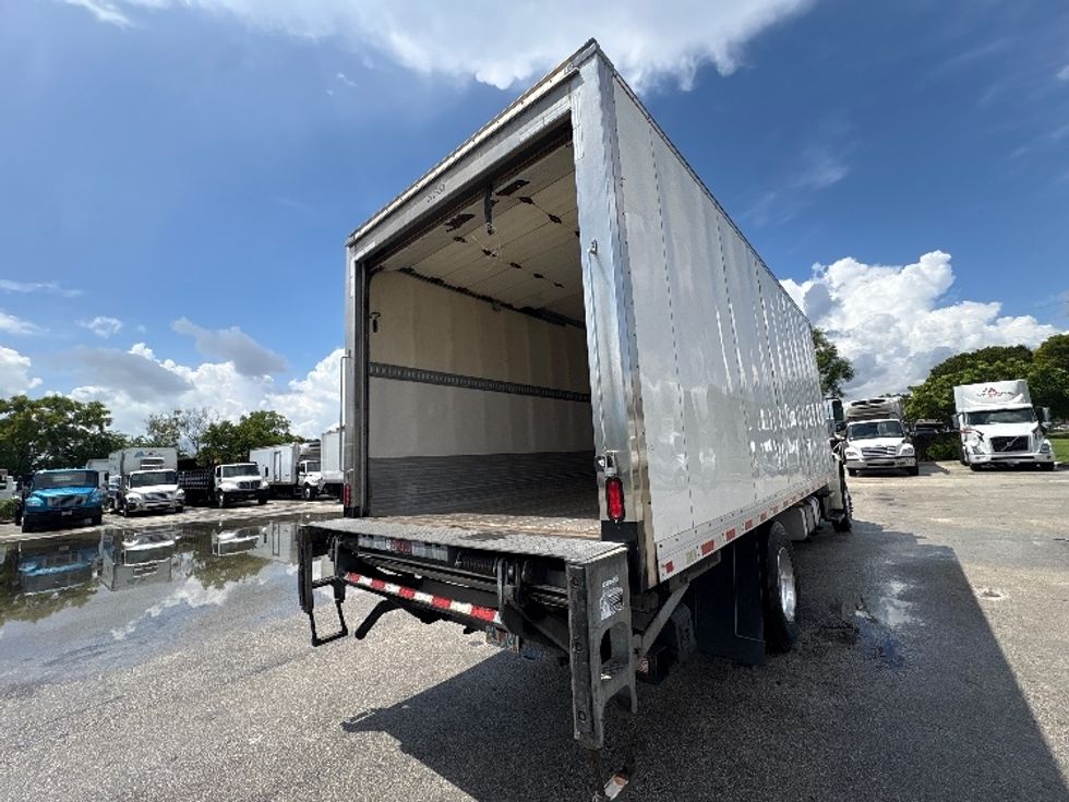 Refrigerated Truck-Light and Medium Duty Trucks-Freightliner-2019-M2-Pompano Beach-FL-177,251\n\t\tmiles-$ 47,500 - Image 13