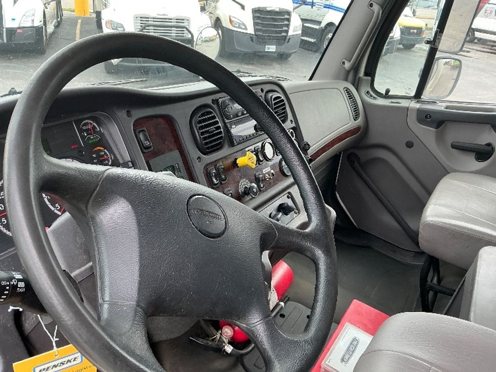 Refrigerated Truck-Light and Medium Duty Trucks-Freightliner-2019-M2-Poplar Bluff-MO-367,076\n\t\tmiles-$ 28,750 - Image 16