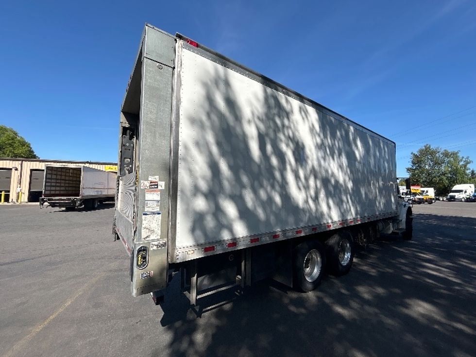 Refrigerated Truck-Light and Medium Duty Trucks-Freightliner-2019-M2-Portland-OR-232,668\n\t\tmiles-$ 56,750 - Image 12