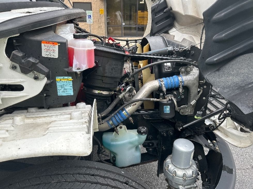 Refrigerated Truck-Light and Medium Duty Trucks-Freightliner-2019-M2-Prince George-VA-116,000\n\t\tmiles-$ 51,500 - Image 22