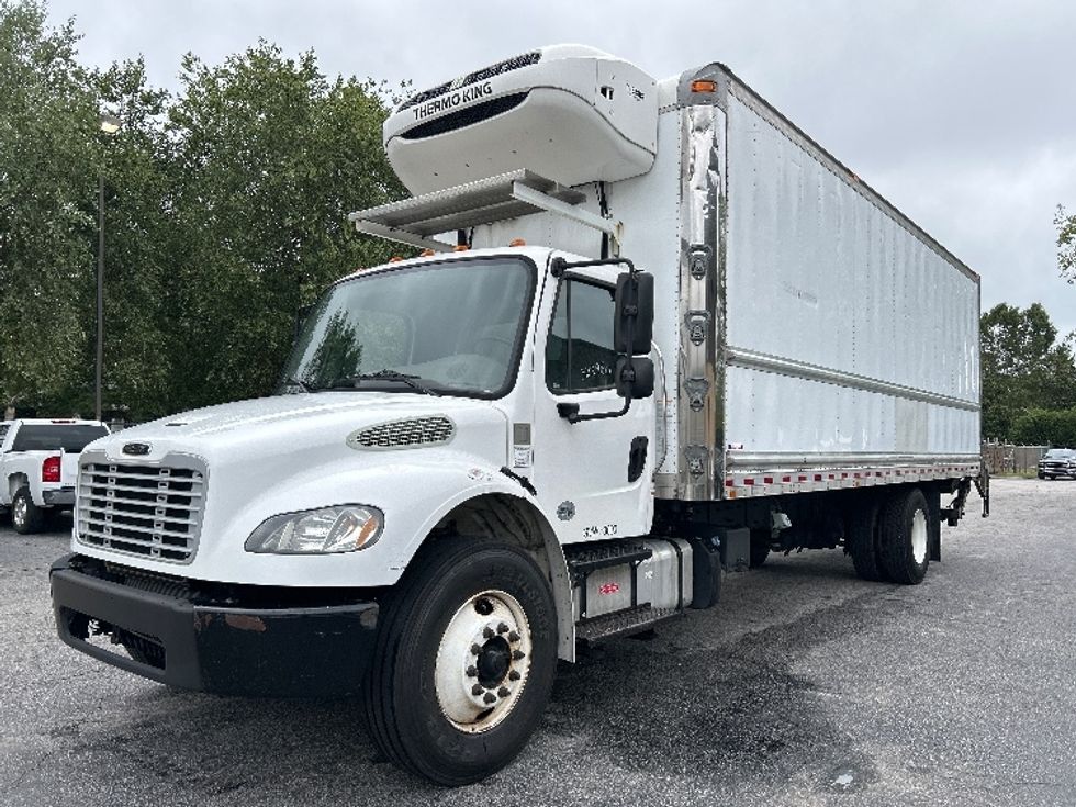 Refrigerated Truck-Light and Medium Duty Trucks-Freightliner-2019-M2-Prince George-VA-116,000\n\t\tmiles-$ 51,500 - Image 3