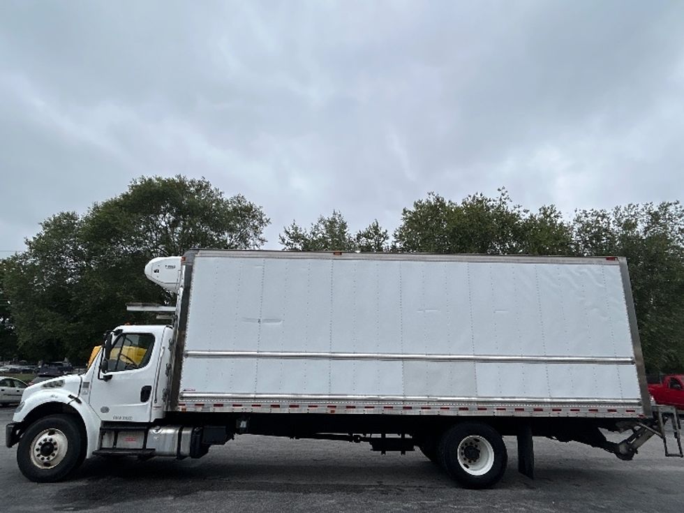 Refrigerated Truck-Light and Medium Duty Trucks-Freightliner-2019-M2-Prince George-VA-116,000\n\t\tmiles-$ 51,500 - Image 4