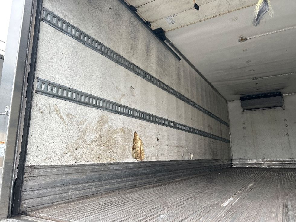 Refrigerated Truck-Light and Medium Duty Trucks-Freightliner-2019-M2-Prince George-VA-116,000\n\t\tmiles-$ 51,500 - Image 8