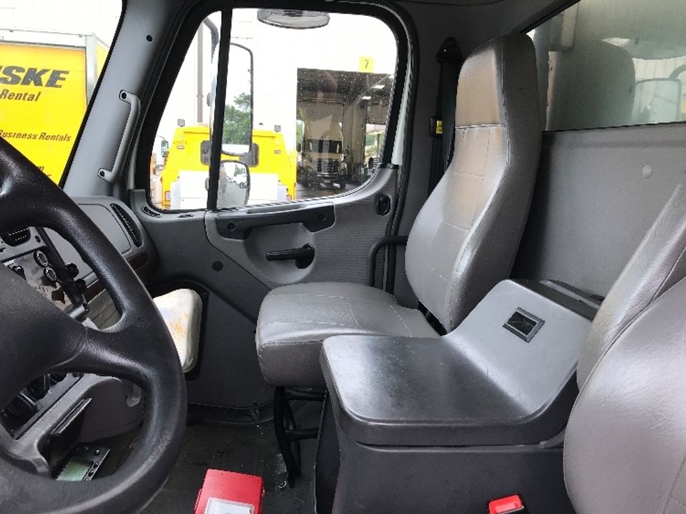 2019 Freightliner M2 106 Medium Duty photo 14