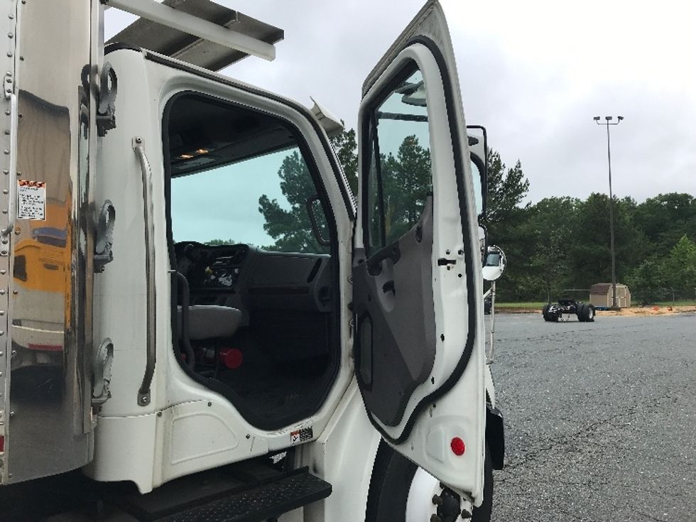 2019 Freightliner M2 106 Medium Duty photo 15