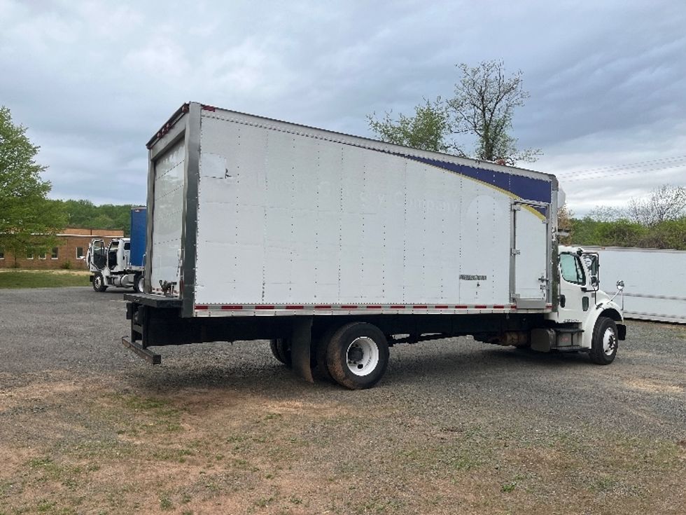 Refrigerated Truck-Light and Medium Duty Trucks-Freightliner-2019-M2-Prince George-VA-241,790\n\t\tmiles-$ 46,000 - Image 13