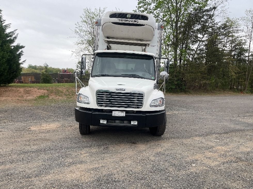 Refrigerated Truck-Light and Medium Duty Trucks-Freightliner-2019-M2-Prince George-VA-241,790\n\t\tmiles-$ 46,000 - Image 2