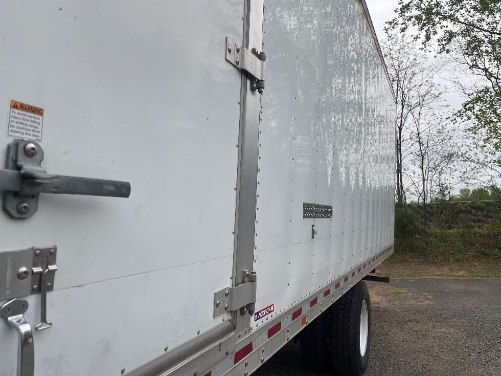 Refrigerated Truck-Light and Medium Duty Trucks-Freightliner-2019-M2-Prince George-VA-241,790\n\t\tmiles-$ 46,000 - Image 25