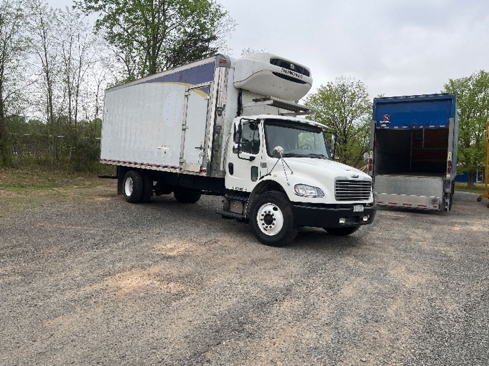 Refrigerated Truck-Light and Medium Duty Trucks-Freightliner-2019-M2-Prince George-VA-241,790\n\t\tmiles-$ 46,000 - Image 3