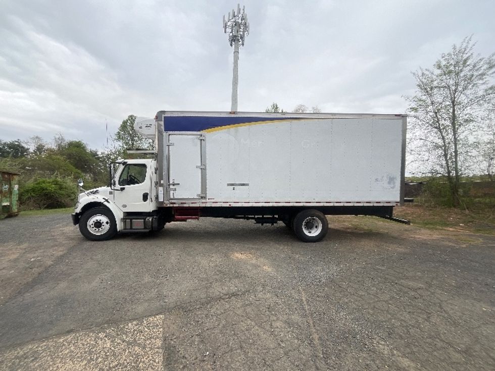 Refrigerated Truck-Light and Medium Duty Trucks-Freightliner-2019-M2-Prince George-VA-241,790\n\t\tmiles-$ 46,000 - Image 4