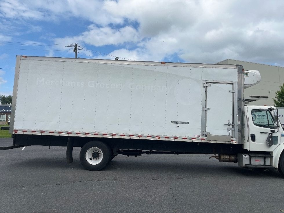 2019 Freightliner M2 106 Medium Duty photo 12