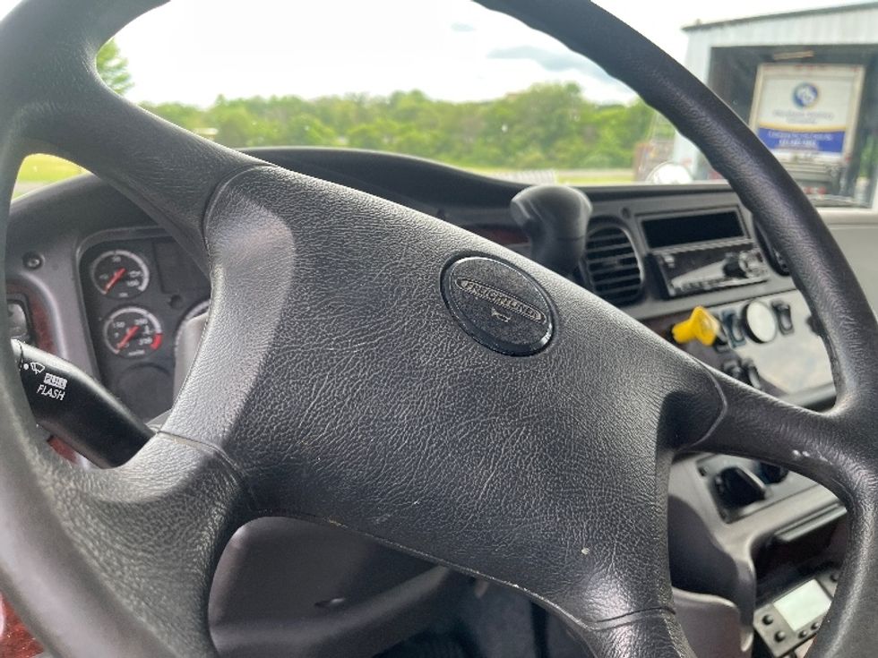 2019 Freightliner M2 106 Medium Duty photo 15