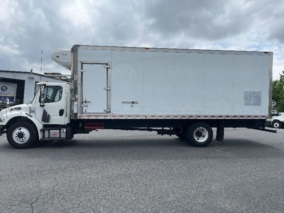 2019 Freightliner M2 106 Medium Duty photo 4