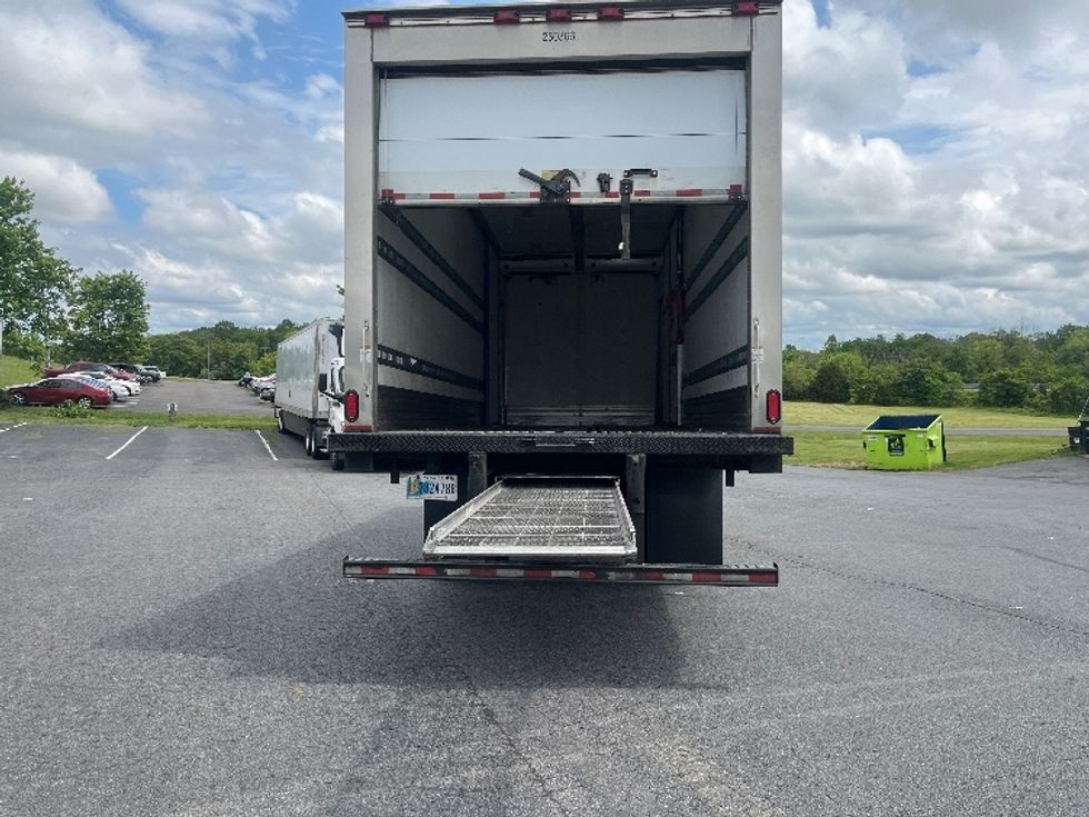 2019 Freightliner M2 106 Medium Duty photo 9