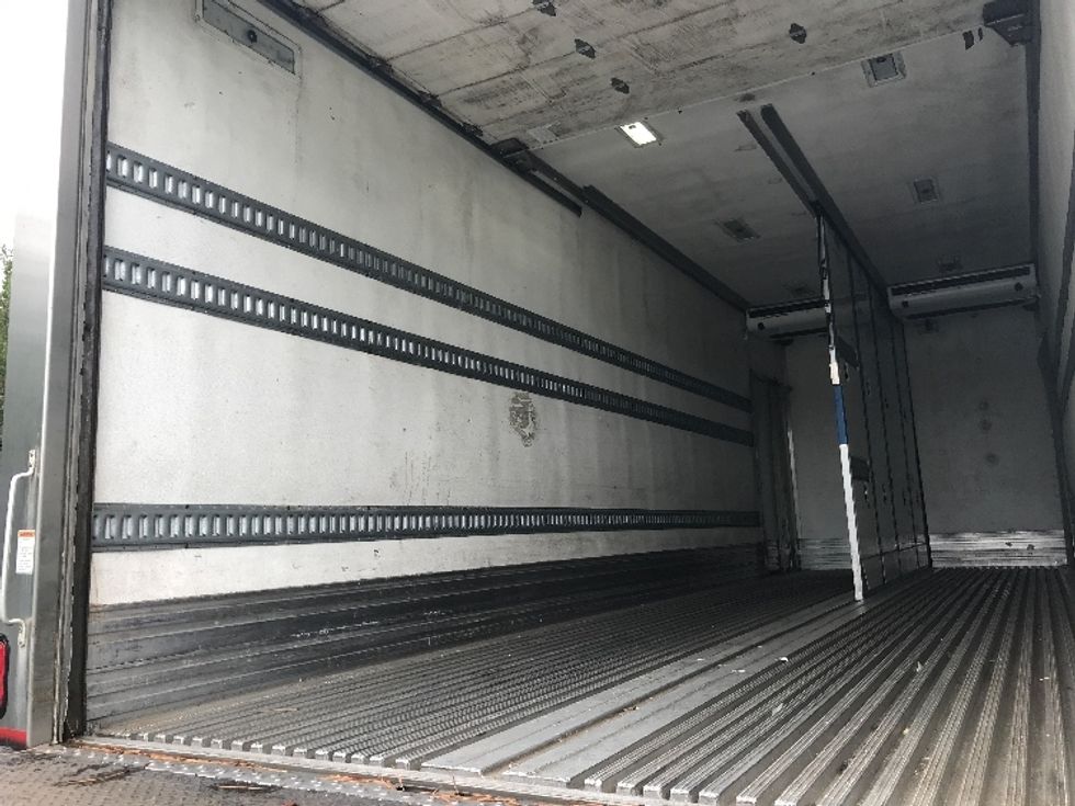 Refrigerated Truck-Light and Medium Duty Trucks-Freightliner-2019-M2-Prince George-VA-280,027\n\t\tmiles-$ 28,750 - Image 11