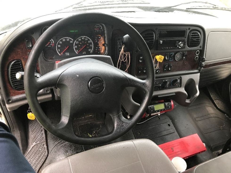 Refrigerated Truck-Light and Medium Duty Trucks-Freightliner-2019-M2-Prince George-VA-280,027\n\t\tmiles-$ 28,750 - Image 18