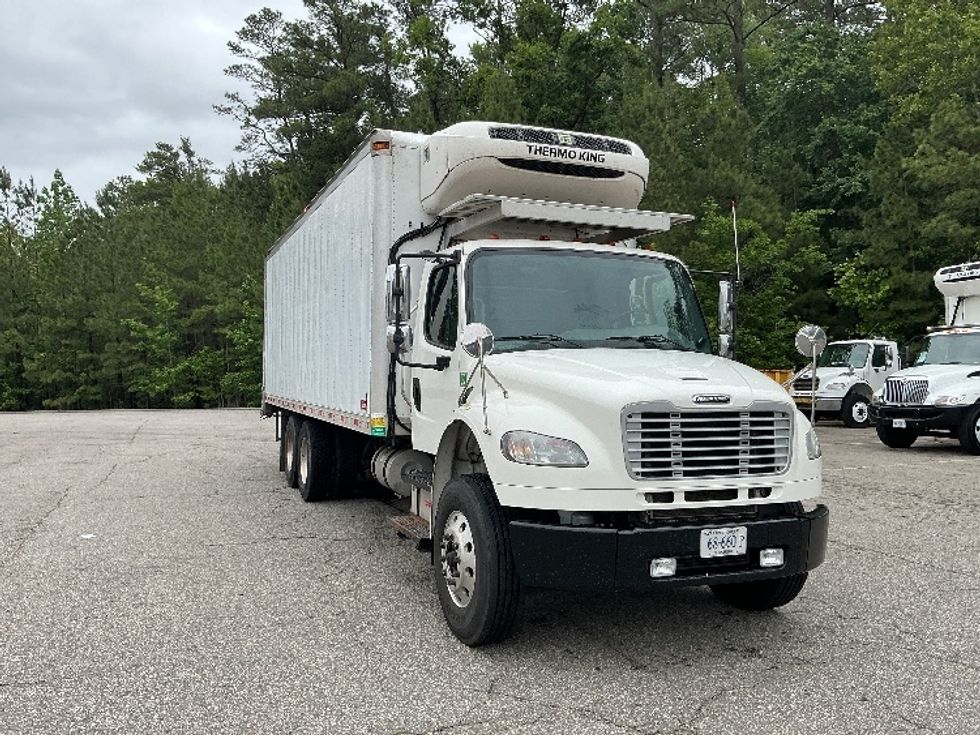 Refrigerated Truck-Light and Medium Duty Trucks-Freightliner-2019-M2-Prince George-VA-339,126\n\t\tmiles-$ 38,250 - Image 1
