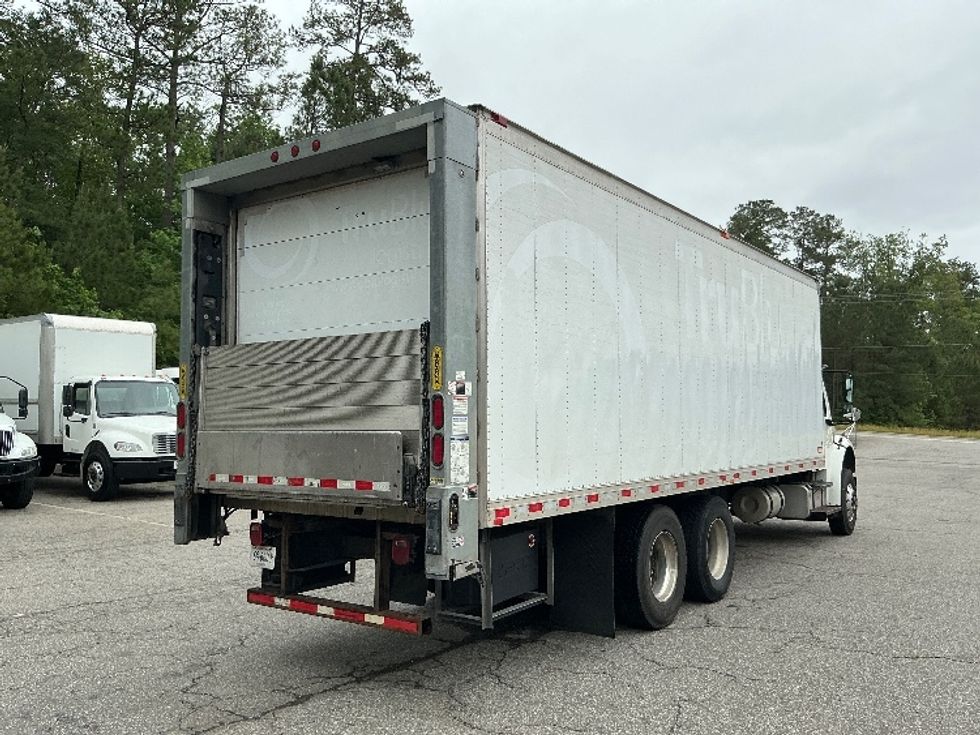 Refrigerated Truck-Light and Medium Duty Trucks-Freightliner-2019-M2-Prince George-VA-339,126\n\t\tmiles-$ 38,250 - Image 13