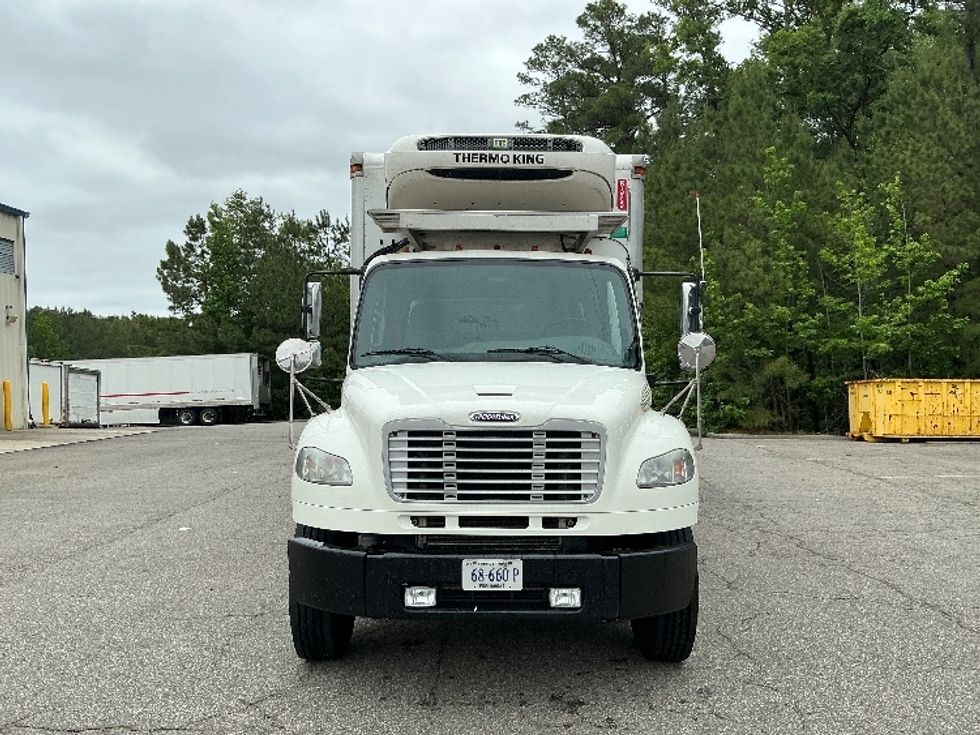 Refrigerated Truck-Light and Medium Duty Trucks-Freightliner-2019-M2-Prince George-VA-339,126\n\t\tmiles-$ 38,250 - Image 2