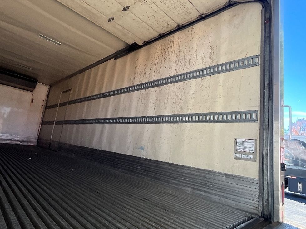 Refrigerated Truck-Light and Medium Duty Trucks-Freightliner-2019-M2-Raleigh-NC-155,249\n\t\tmiles-$ 63,750 - Image 12