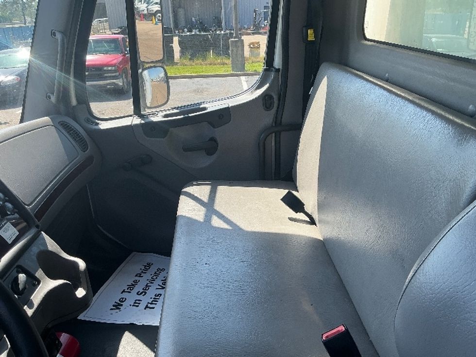 Refrigerated Truck-Light and Medium Duty Trucks-Freightliner-2019-M2-Richland-MS-195,961\n\t\tmiles-$ 61,500 - Image 18