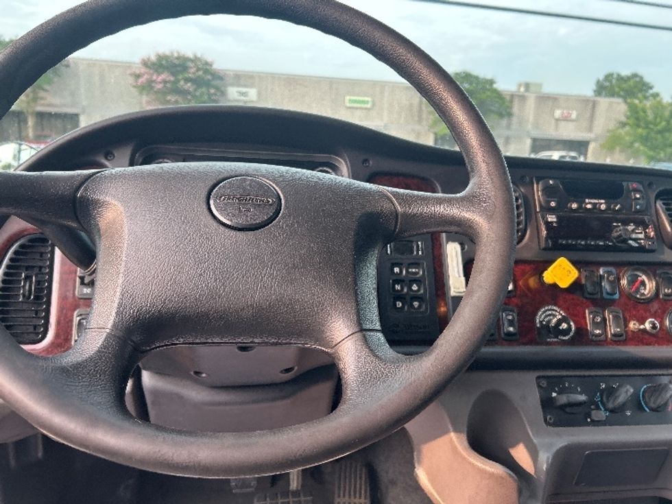 Refrigerated Truck-Light and Medium Duty Trucks-Freightliner-2019-M2-Richland-MS-352,063\n\t\tmiles-$ 35,000 - Image 18