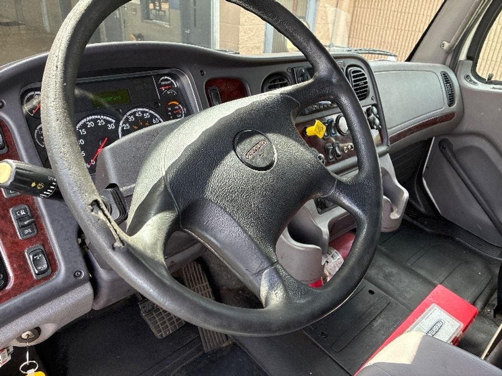 Refrigerated Truck-Light and Medium Duty Trucks-Freightliner-2019-M2-Richland-MS-360,396\n\t\tmiles-$ 35,750 - Image 17