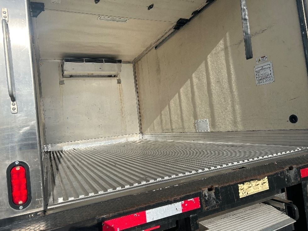 Refrigerated Truck-Light and Medium Duty Trucks-Freightliner-2019-M2-Riviera Beach-FL-36,537\n\t\tmiles-$ 60,500 - Image 11