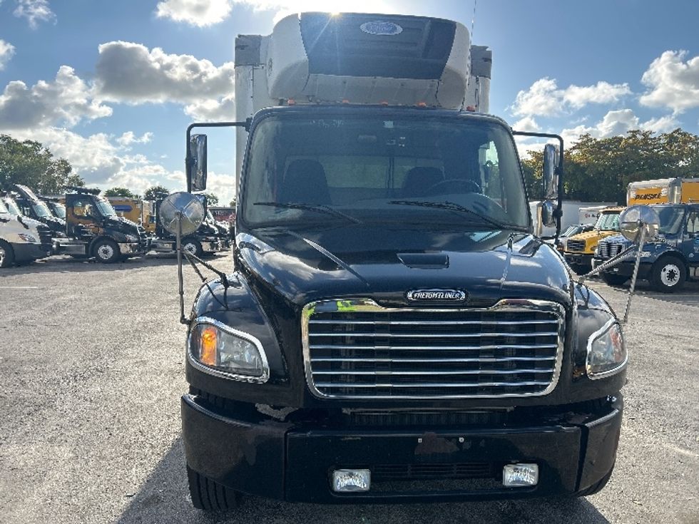 Refrigerated Truck-Light and Medium Duty Trucks-Freightliner-2019-M2-Riviera Beach-FL-36,537\n\t\tmiles-$ 60,500 - Image 2