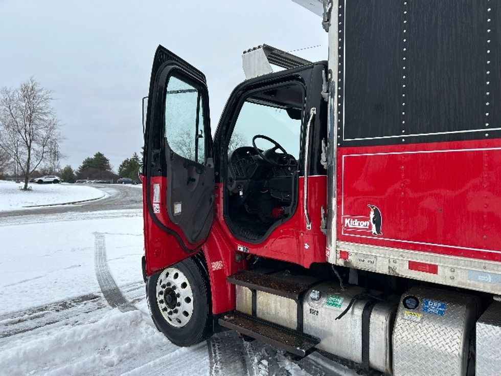 Refrigerated Truck-Light and Medium Duty Trucks-Freightliner-2019-M2-Rochester-NY-218,615\n\t\tmiles-$ 58,750 - Image 16