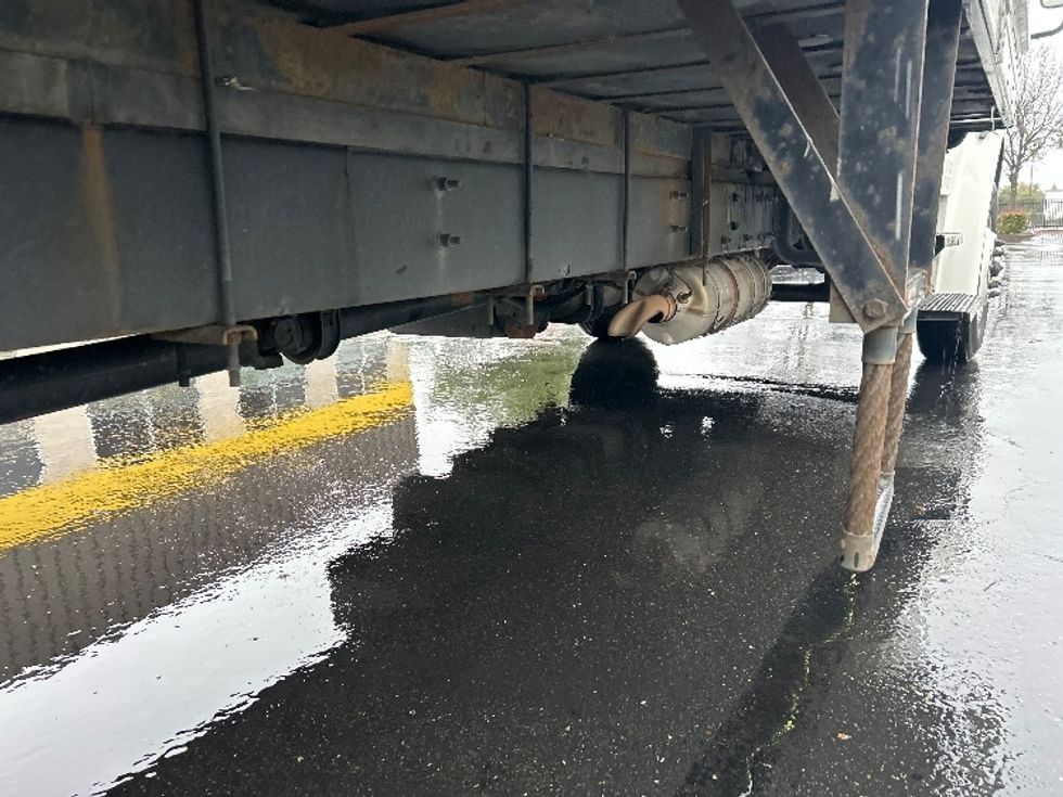 Refrigerated Truck-Light and Medium Duty Trucks-Freightliner-2019-M2-Sacramento-CA-186,457\n\t\tmiles-$ 57,250 - Image 14