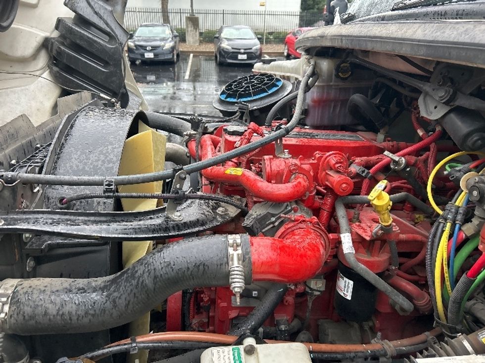 Refrigerated Truck-Light and Medium Duty Trucks-Freightliner-2019-M2-Sacramento-CA-186,457\n\t\tmiles-$ 57,250 - Image 25