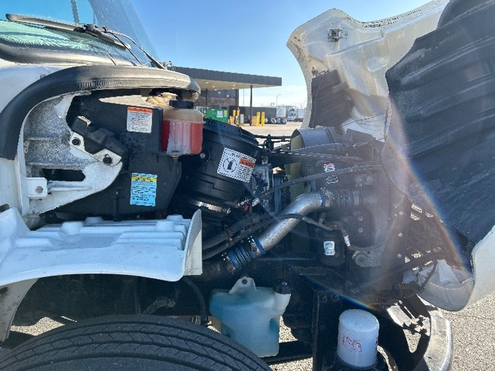 Refrigerated Truck-Light and Medium Duty Trucks-Freightliner-2019-M2-Saint Laurent-PQ-221,275\n\t\tkm-$ 72,000 - Image 23