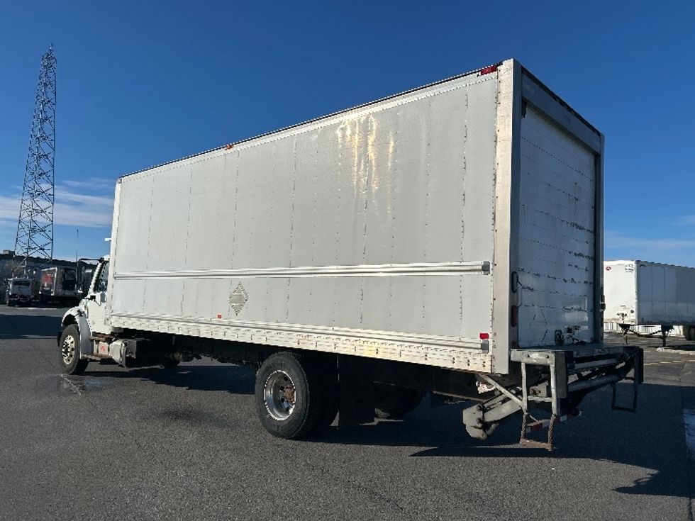 Refrigerated Truck-Light and Medium Duty Trucks-Freightliner-2019-M2-Saint Laurent-PQ-221,275\n\t\tkm-$ 72,000 - Image 6