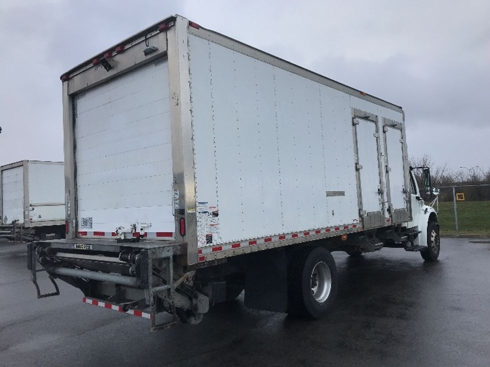 Refrigerated Truck-Light and Medium Duty Trucks-Freightliner-2019-M2-Saint Laurent-PQ-405,192\n\t\tkm-$ 41,500 - Image 13